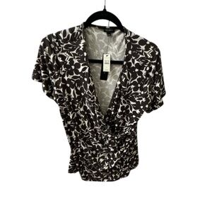 TALBOTS NWT Woman Size L Brown &White Floral Knit Faux Wrap Short Sleeve Top